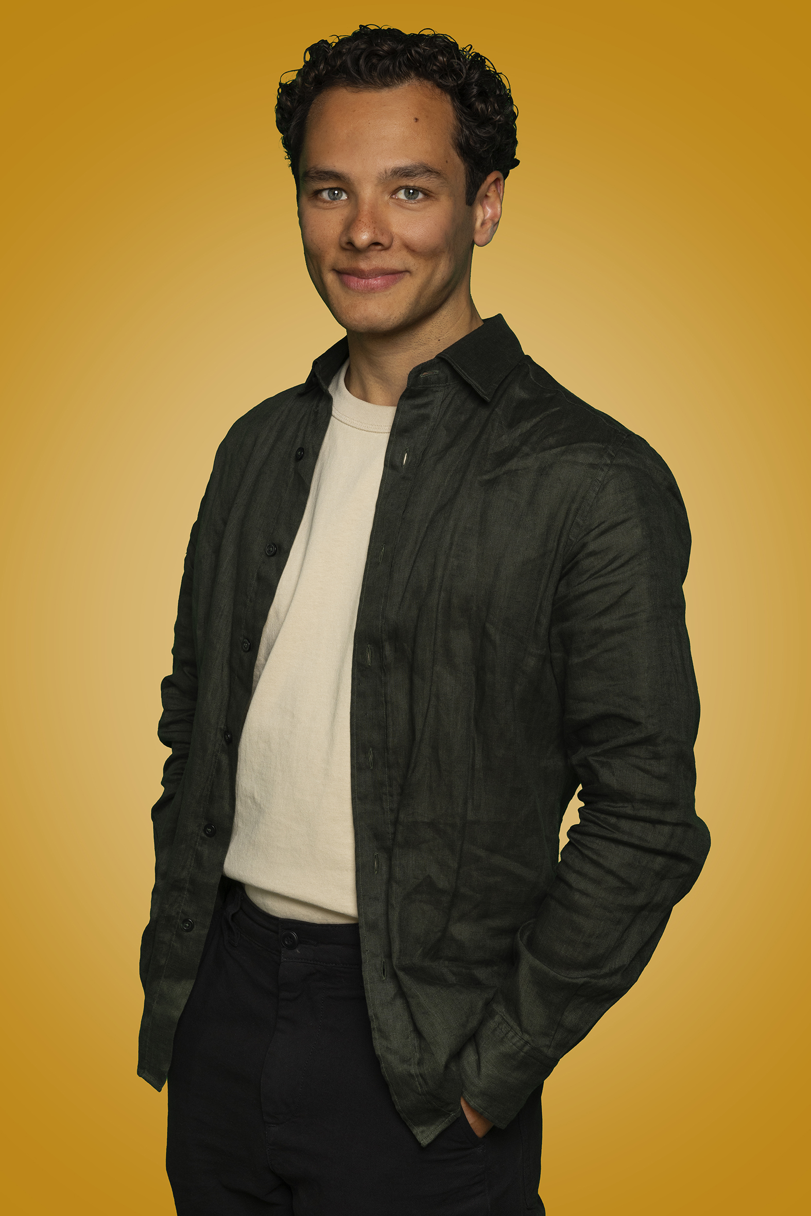 Alexander_Halfbody2_Yweb